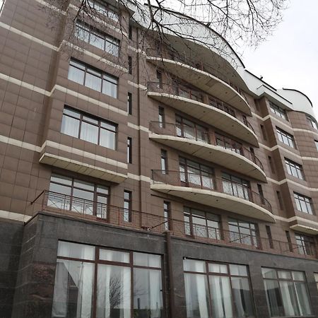 Maryotel Lebedinovka Buitenkant foto