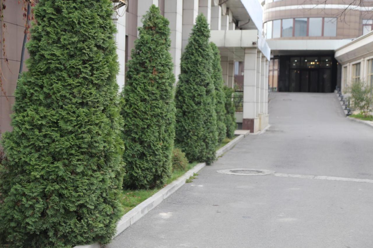 Maryotel Lebedinovka Buitenkant foto